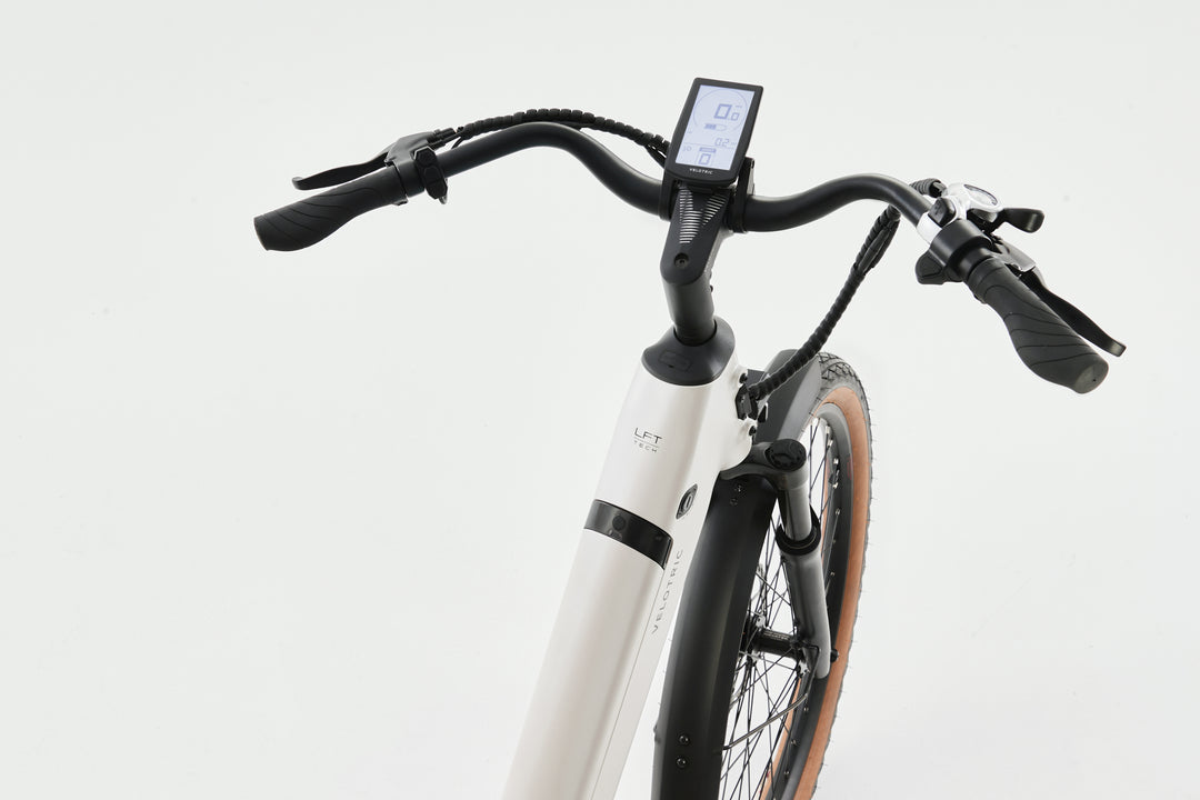 Velotric DISCOVER 1 Step-Through E-bike